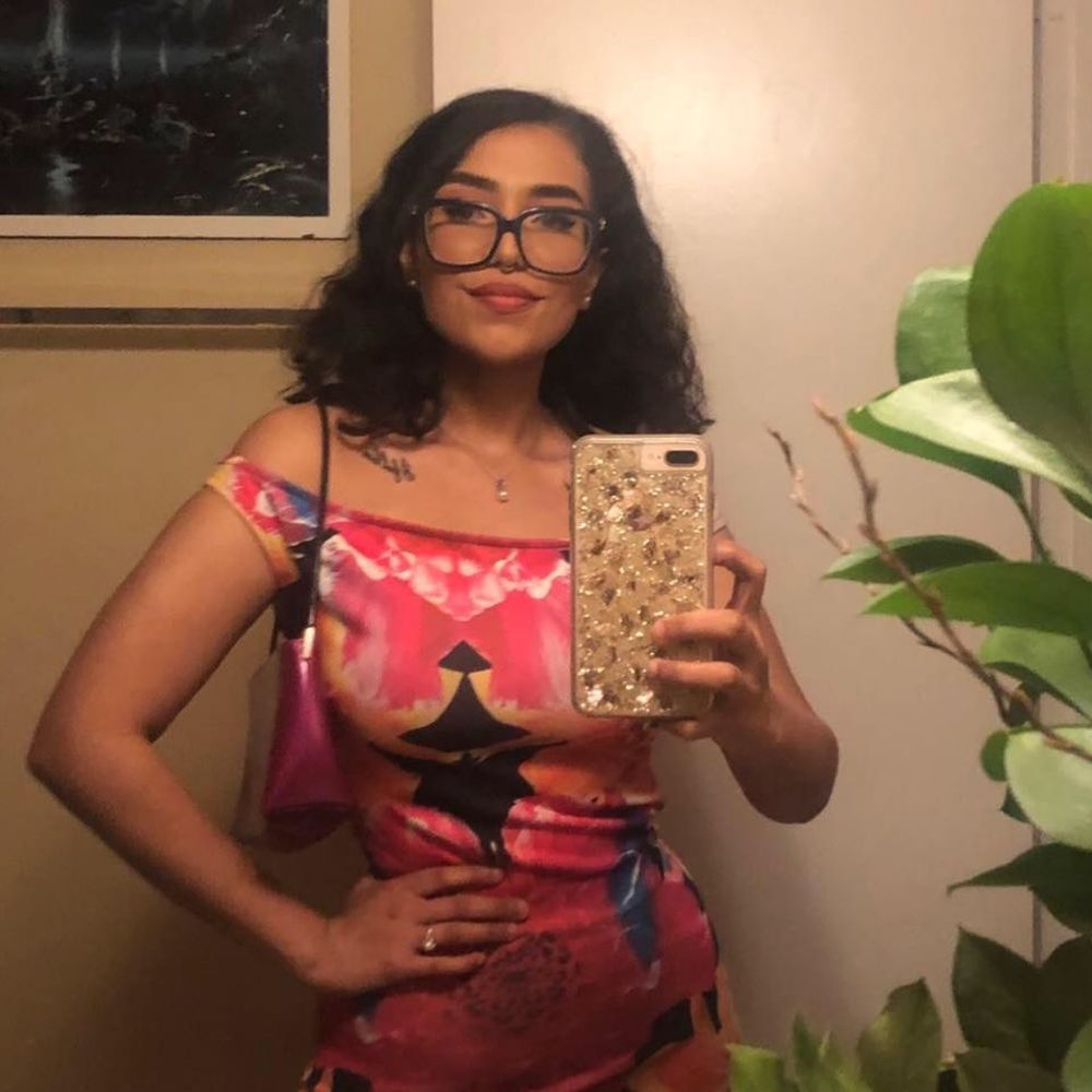 Meet your Posher, Kendra